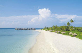 Coco Palm Dhuni Kolhu Strand mit Wasser Bungalows