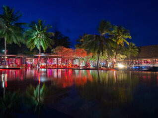 One & Only Reethi Rah Restaurant mit Pool