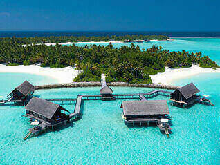 One & Only Reethi Rah Insel Resorts von ganz oben