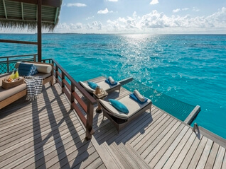 Shangri-La's Villingili Resort und Spa Wasser Villa