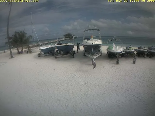 Kuredu’s Beach Ocean Watersport Webcam Malediven